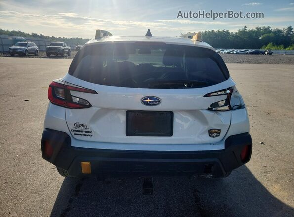 4S4GUHU61R3799987 2024 SUBARU CROSSTREK White Հետևի տեսք