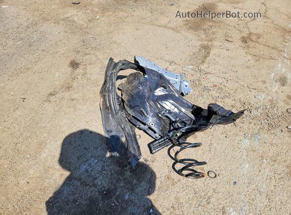 4S4GUHU61S3769491 2025 SUBARU CROSSTREK Серебряный Вид подкапотного пространства