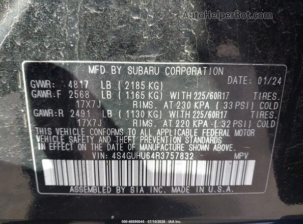 4S4GUHU64R3757832 2024 SUBARU CROSSTREK Black Widok komory silnika