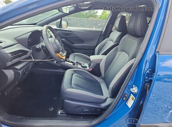 4S4GUHU6XT3726835 2026 SUBARU CROSSTREK Blue Widok wnętrza z przodu