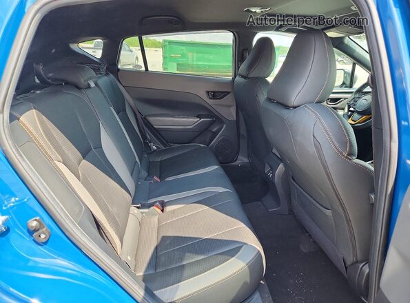 4S4GUHU6XT3726835 2026 SUBARU CROSSTREK Blue Widok tylnych siedzeń