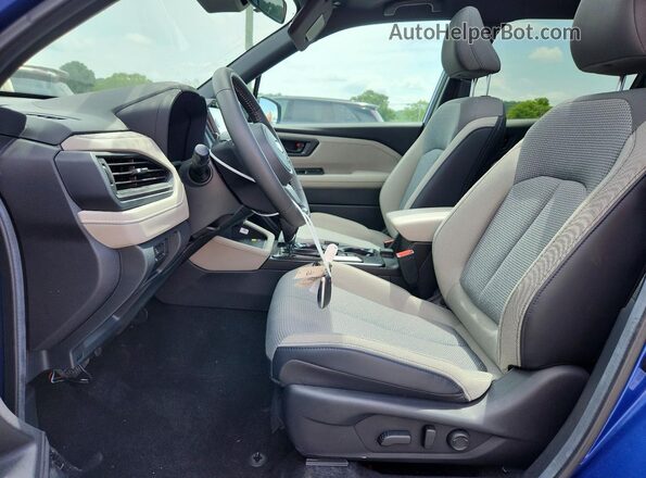 4S4SLDB67T3038154 2026 SUBARU FORESTER Blue Widok wnętrza z przodu
