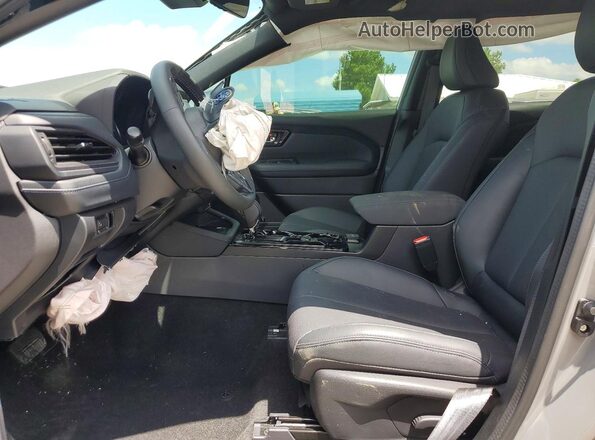 4S4SLDR61T3057496 2026 SUBARU FORESTER Gray Вид салону спереду