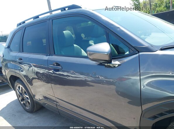 4S4SLDR65T3032620 2026 SUBARU FORESTER Gray Rear interior view