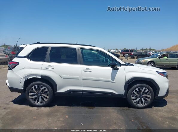 4S4SLDT65T3027409 2026 SUBARU FORESTER White Widok wnętrza z tyłu