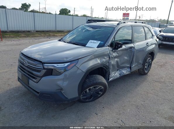 4S4SLSE77T3064276 2026 SUBARU FORESTER Gray Вид спереду