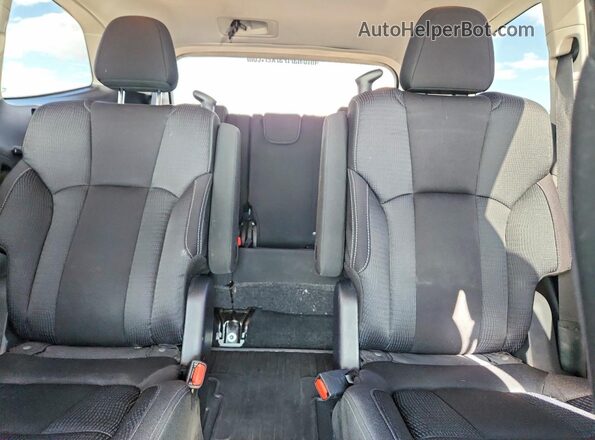 4S4WMAFD0K3433975 2019 SUBARU ASCENT White Հետևի նստատեղերի տեսք