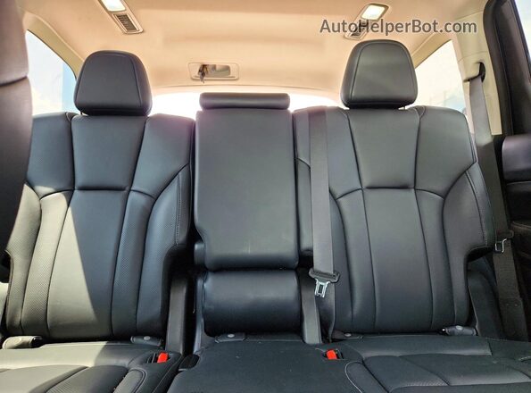 4S4WMALD7M3460355 2021 SUBARU ASCENT Серебряный Вид задних сидений