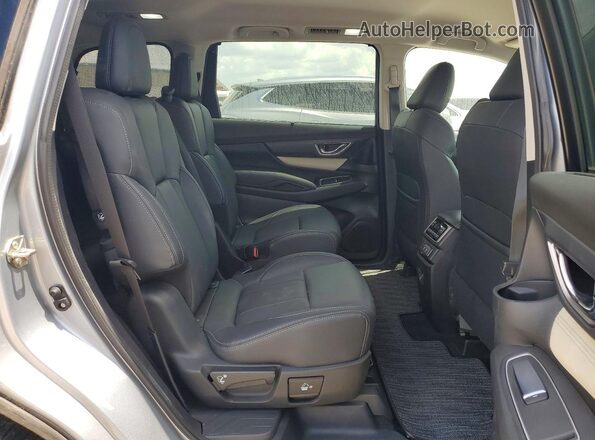 4S4WMAMD7L3429751 2020 SUBARU ASCENT Silver Rear interior view