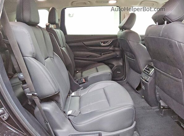 4S4WMAPD4S3421343 2025 SUBARU ASCENT Black უკანა სალონის ხედი