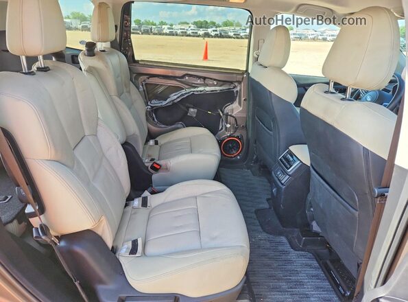 4S4WMAPD9N3465231 2022 SUBARU ASCENT Gray Rear interior view
