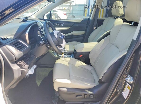 4S4WMAUDXR3404206 2024 SUBARU ASCENT Black Front interior view