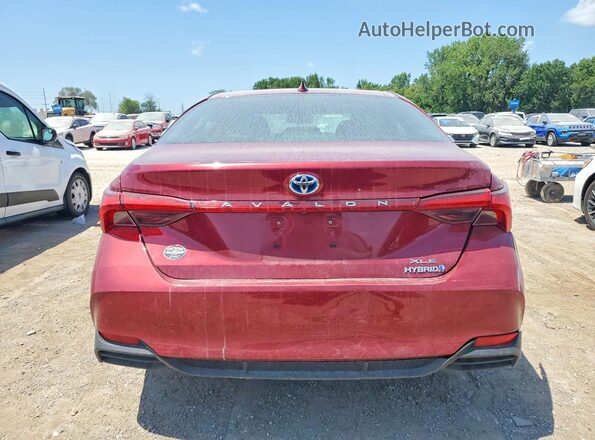 4T1AA1AB2MU003533 2021 TOYOTA AVALON Red Հետևի տեսք