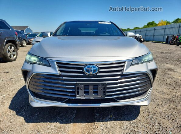 4T1AA1ABXMU005918 2021 TOYOTA AVALON Silver წინა ხედი
