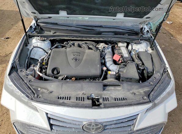 4T1AZ1FBXLU046078 2020 TOYOTA AVALON White Widok wnętrza z tyłu