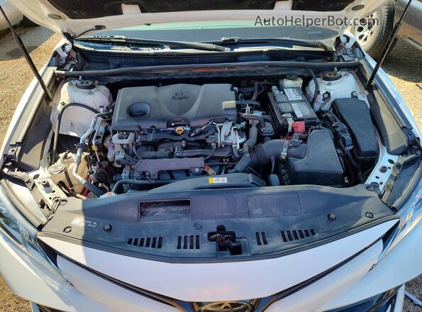 4T1B11HK2JU076035 2018 TOYOTA CAMRY Белый Вид задней части салона