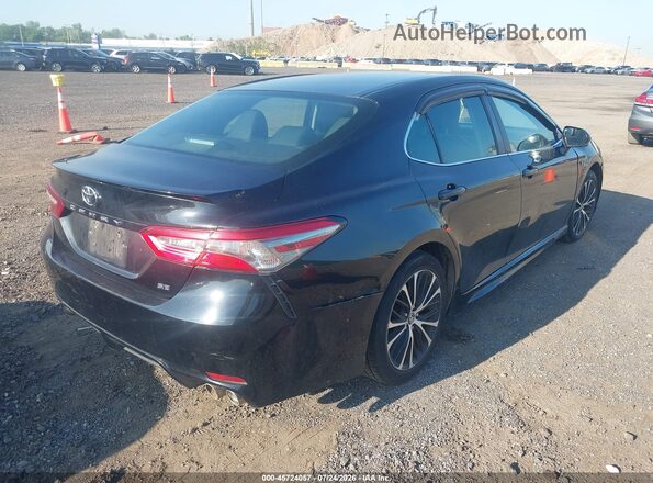 4T1B11HK2JU555443 2018 TOYOTA CAMRY Черный Задняя правая четверть