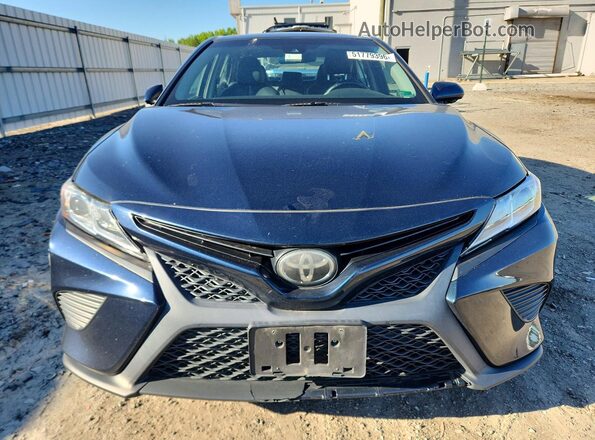 4T1B11HK2JU657082 2018 TOYOTA CAMRY Blue Դիմացի տեսք