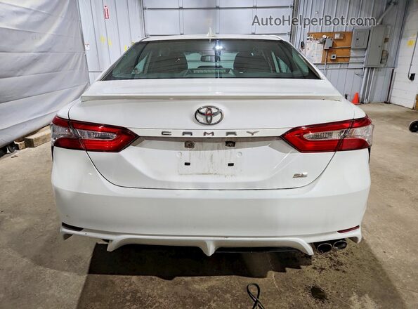4T1B11HK2KU770418 2019 TOYOTA CAMRY White Rear view