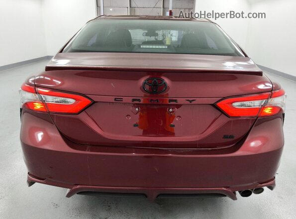 4T1B11HK3JU616749 2018 TOYOTA CAMRY Бордовый Вид сзади