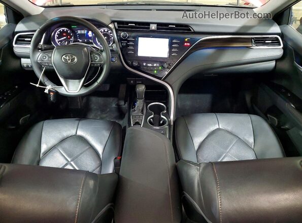 4T1B11HK4JU525974 2018 TOYOTA CAMRY Maroon წინა პანელის ხედი