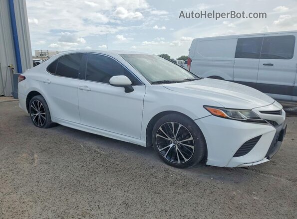 4T1B11HK5JU024401 2018 TOYOTA CAMRY White Առջևի աջ