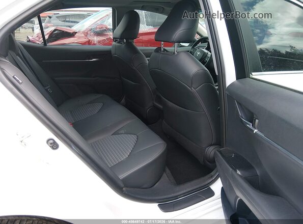 4T1B11HK5JU025113 2018 TOYOTA CAMRY White 