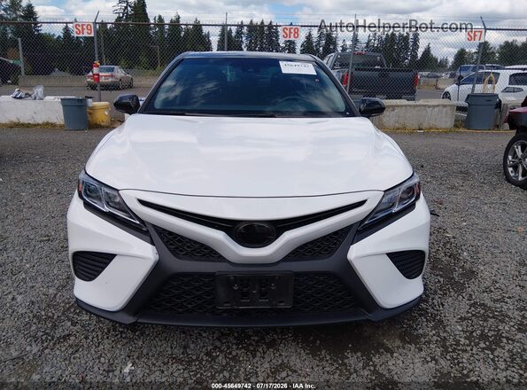 4T1B11HK5JU025113 2018 TOYOTA CAMRY White Widok zestawu wskaźników