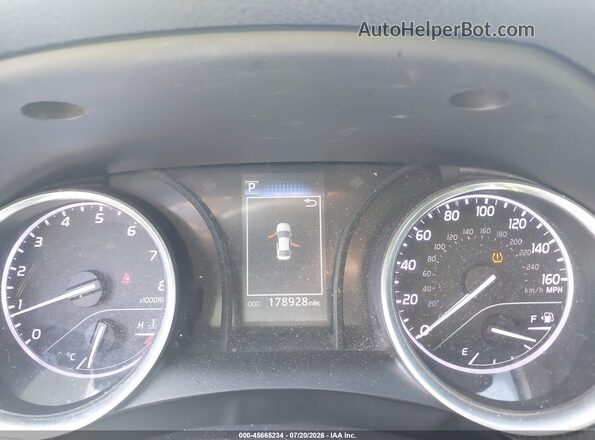 4T1B11HK5JU034541 2018 TOYOTA CAMRY White Widok tylnych siedzeń