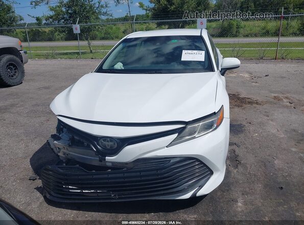4T1B11HK5JU034541 2018 TOYOTA CAMRY White Widok zestawu wskaźników