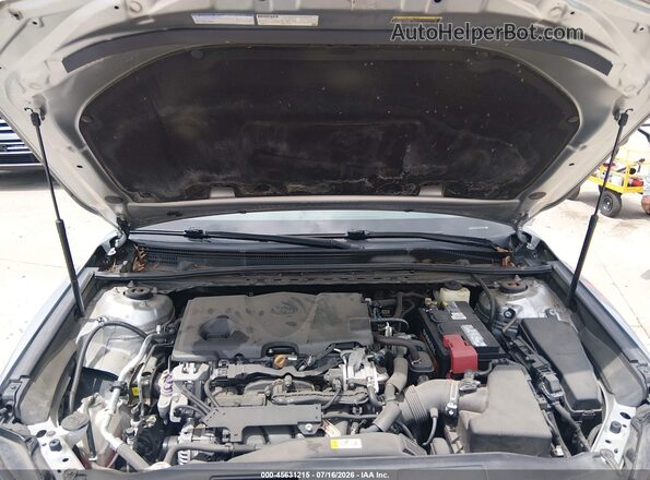 4T1B11HK5JU071315 2018 TOYOTA CAMRY Gray Rear view
