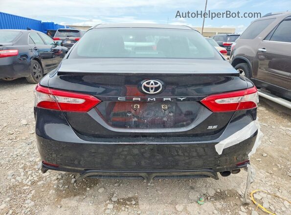 4T1B11HK5JU074909 2018 TOYOTA CAMRY Black Հետևի տեսք