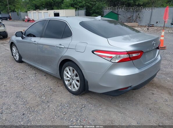 4T1B11HK5KU699568 2019 TOYOTA CAMRY Silver Tył lewy