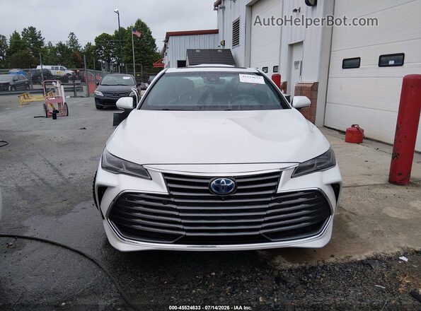 4T1B21FB3KU004259 2019 TOYOTA AVALON HYBRID White უკანა სალონის ხედი