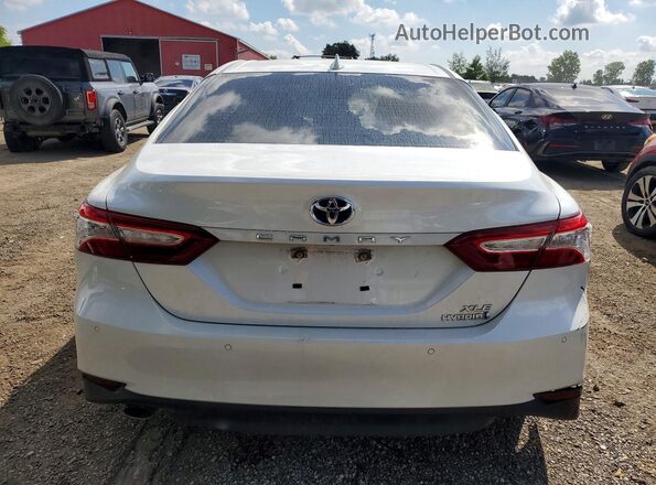 4T1B21HK3LU522094 2020 TOYOTA CAMRY White უკანა ხედი