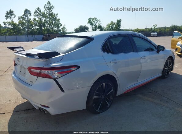 4T1B61HK5JU103553 2018 TOYOTA CAMRY White Rear right