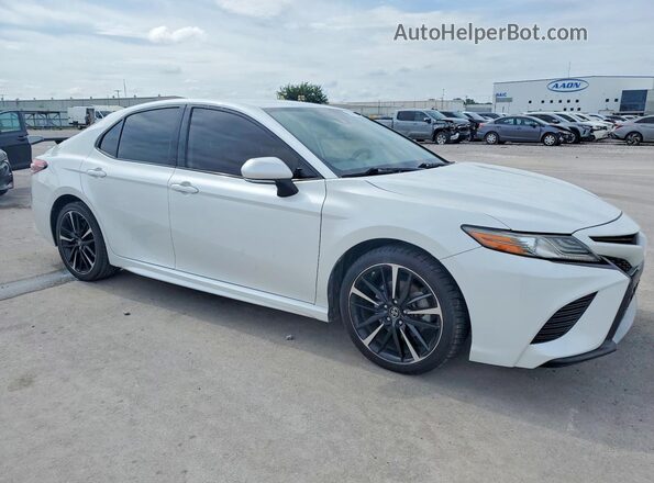 4T1B61HK5KU756031 2019 TOYOTA CAMRY White Front right