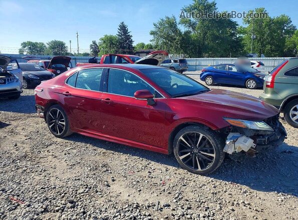 4T1B61HK8JU643270 2018 TOYOTA CAMRY Red Առջևի աջ