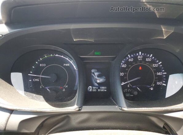4T1BD1EB9JU060894 2018 TOYOTA AVALON Silver Widok zestawu wskaźników
