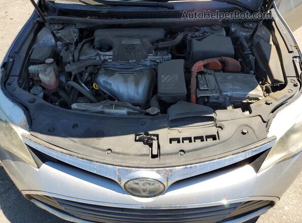 4T1BD1EB9JU060894 2018 TOYOTA AVALON Silver Widok wnętrza z tyłu