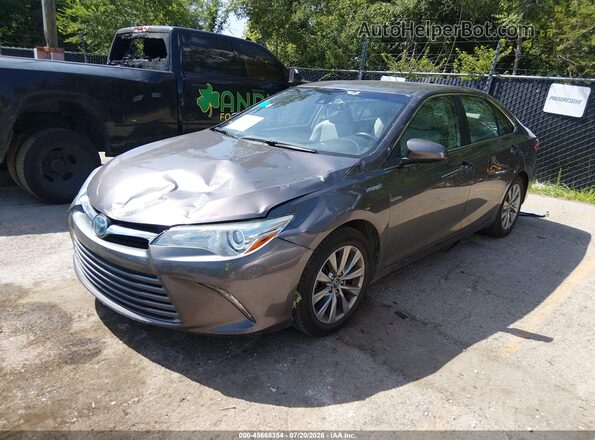 4T1BD1FK2GU197943 2016 TOYOTA CAMRY HYBRID Gray Передня ліва чверть