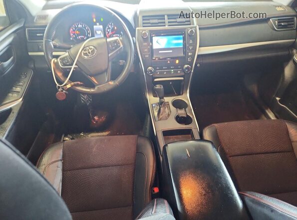4T1BF1FK0GU153370 2016 TOYOTA CAMRY White Dashboard view