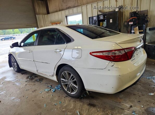 4T1BF1FK0GU153370 2016 TOYOTA CAMRY White Rear left