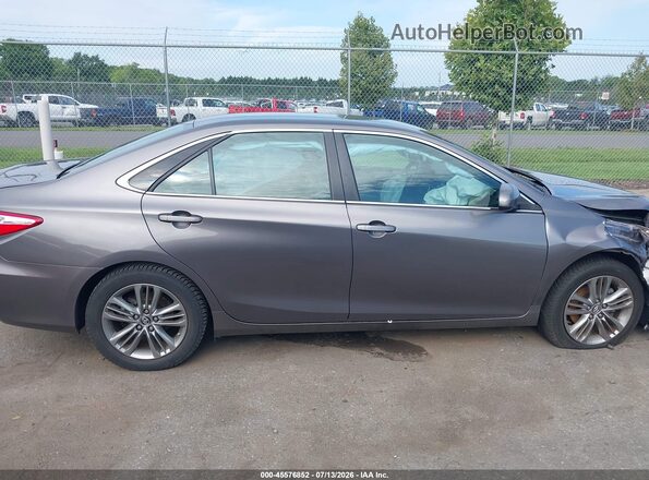 4T1BF1FK0GU196641 2016 TOYOTA CAMRY Gray Вид задньої частини салону