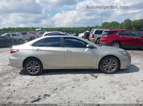 4T1BF1FK0GU264288 2016 TOYOTA CAMRY Champagne Rear interior view