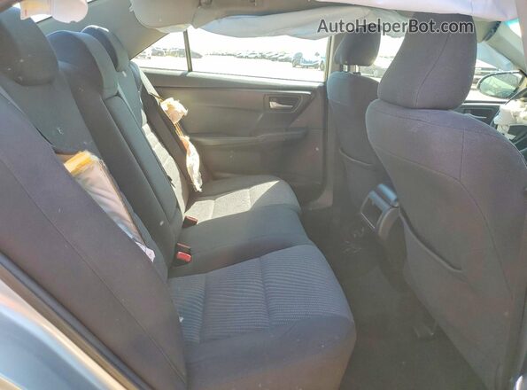 4T1BF1FK0GU607343 2016 TOYOTA CAMRY Silver Հետևի նստատեղերի տեսք