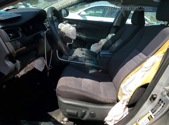 4T1BF1FK0GU607343 2016 TOYOTA CAMRY Silver Սալոնի դիմացի տեսք