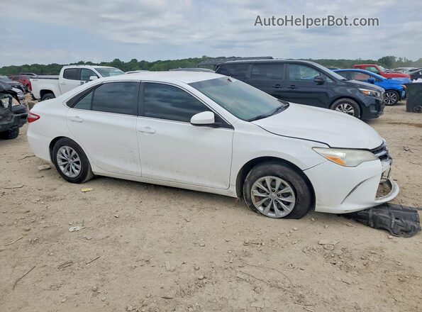 4T1BF1FK0HU300627 2017 TOYOTA CAMRY White Առջևի աջ