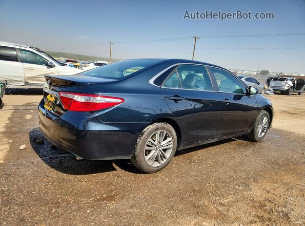 4T1BF1FK0HU403093 2017 TOYOTA CAMRY Синий Задняя правая четверть