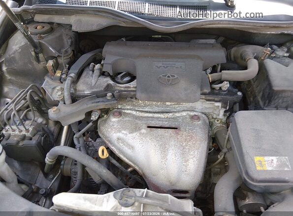 4T1BF1FK0HU445196 2017 TOYOTA CAMRY Серый Вид сзади